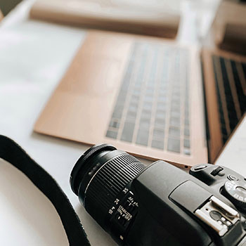 肉肉漫画贴吧bg,探寻二次元世界的甜蜜邂逅